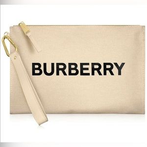 AUTHENTIC BURBERRY CANVAS ZIP CLUTCH/WRISTLET WITH REMOVABLE STRAP NEW